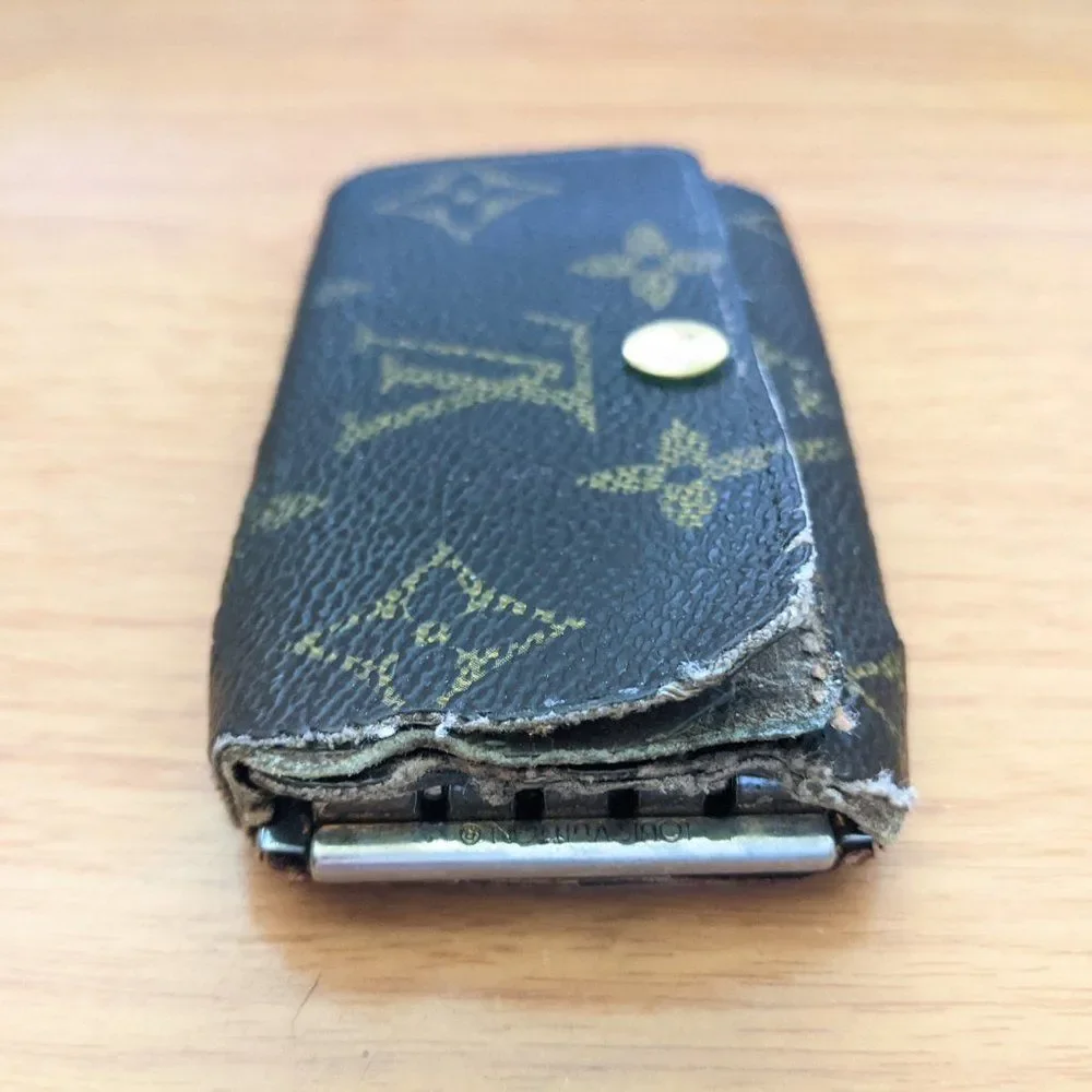 Louis Vuitton Monogram Key Holder/Wallet #756💥PRICE DROP💥